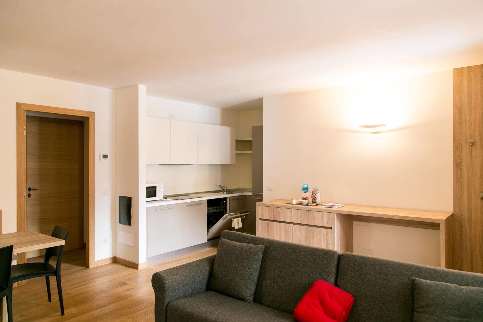 Mirtillo Blu Family Apartment アラーニャ・ヴァルセージア エクステリア 写真