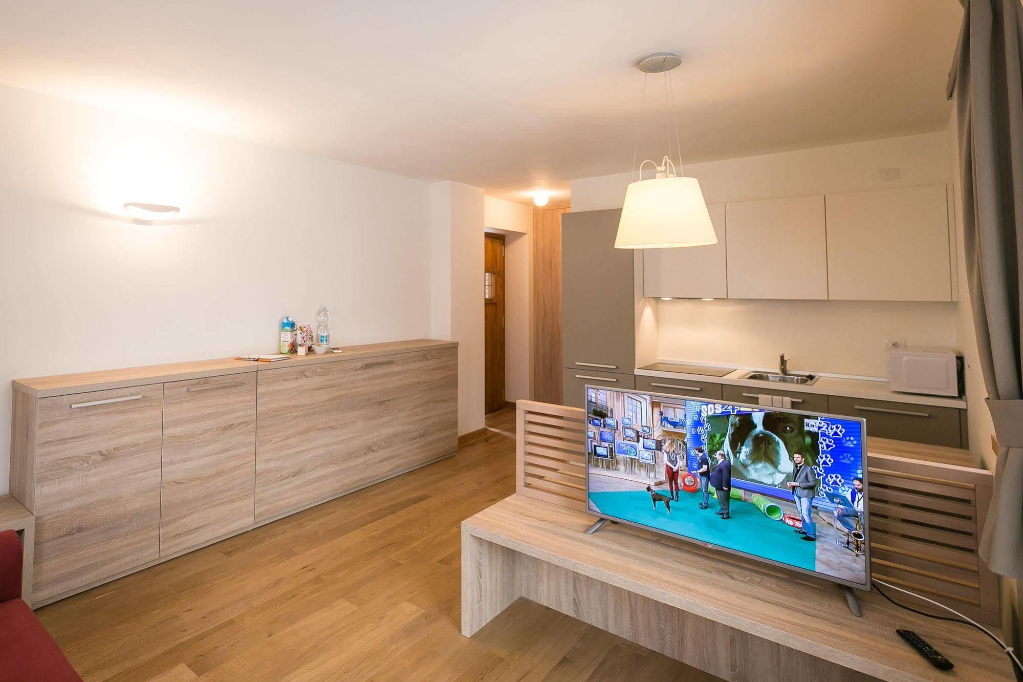 Mirtillo Blu Family Apartment アラーニャ・ヴァルセージア エクステリア 写真